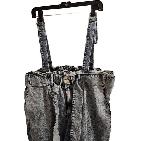 Fashion To Figure NWT Paperbag Stonewash Overall Suspender Pants Size 20 - Picture 3 of 10